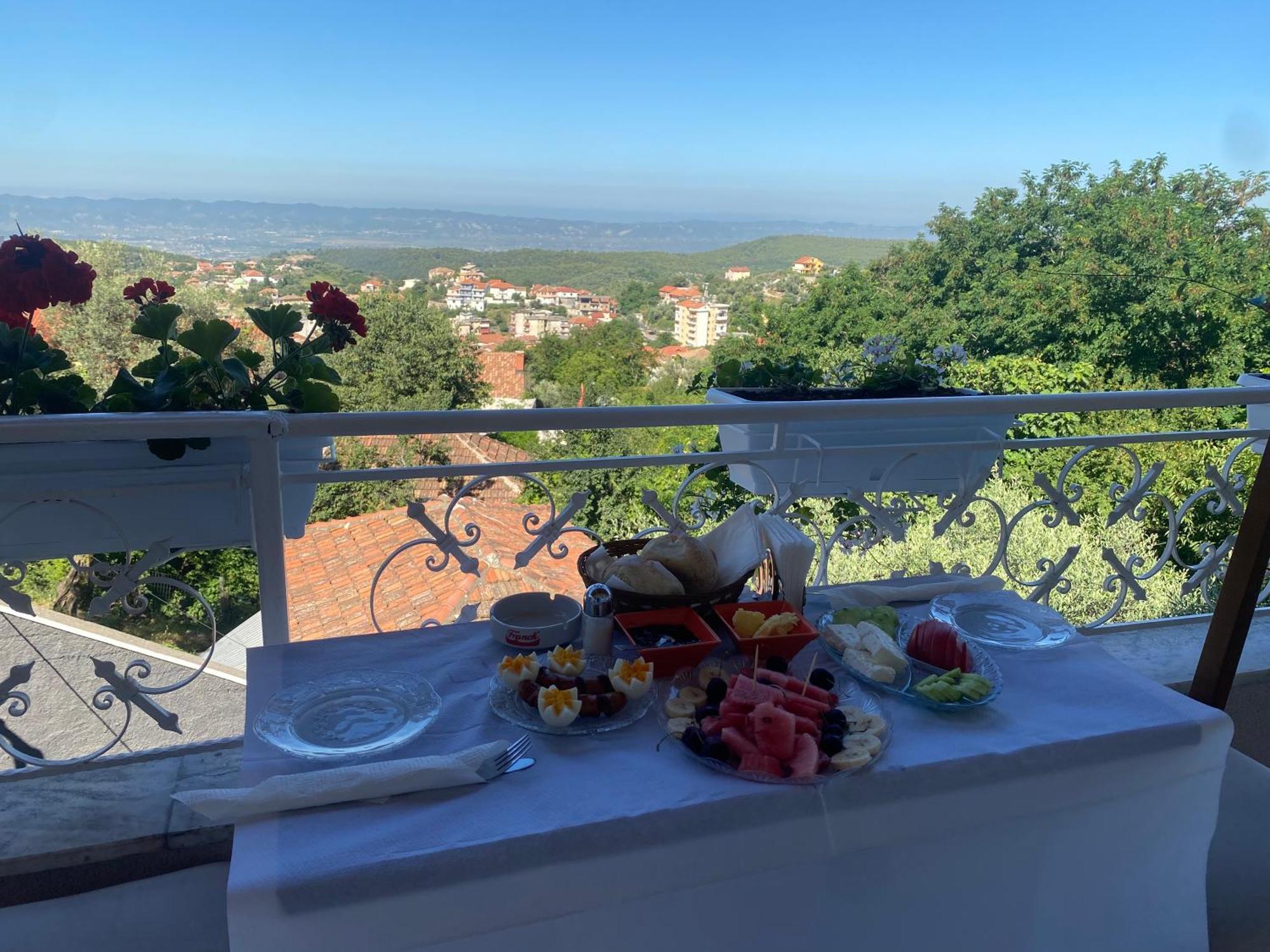Alesio Guest House Krujë Exteriér fotografie